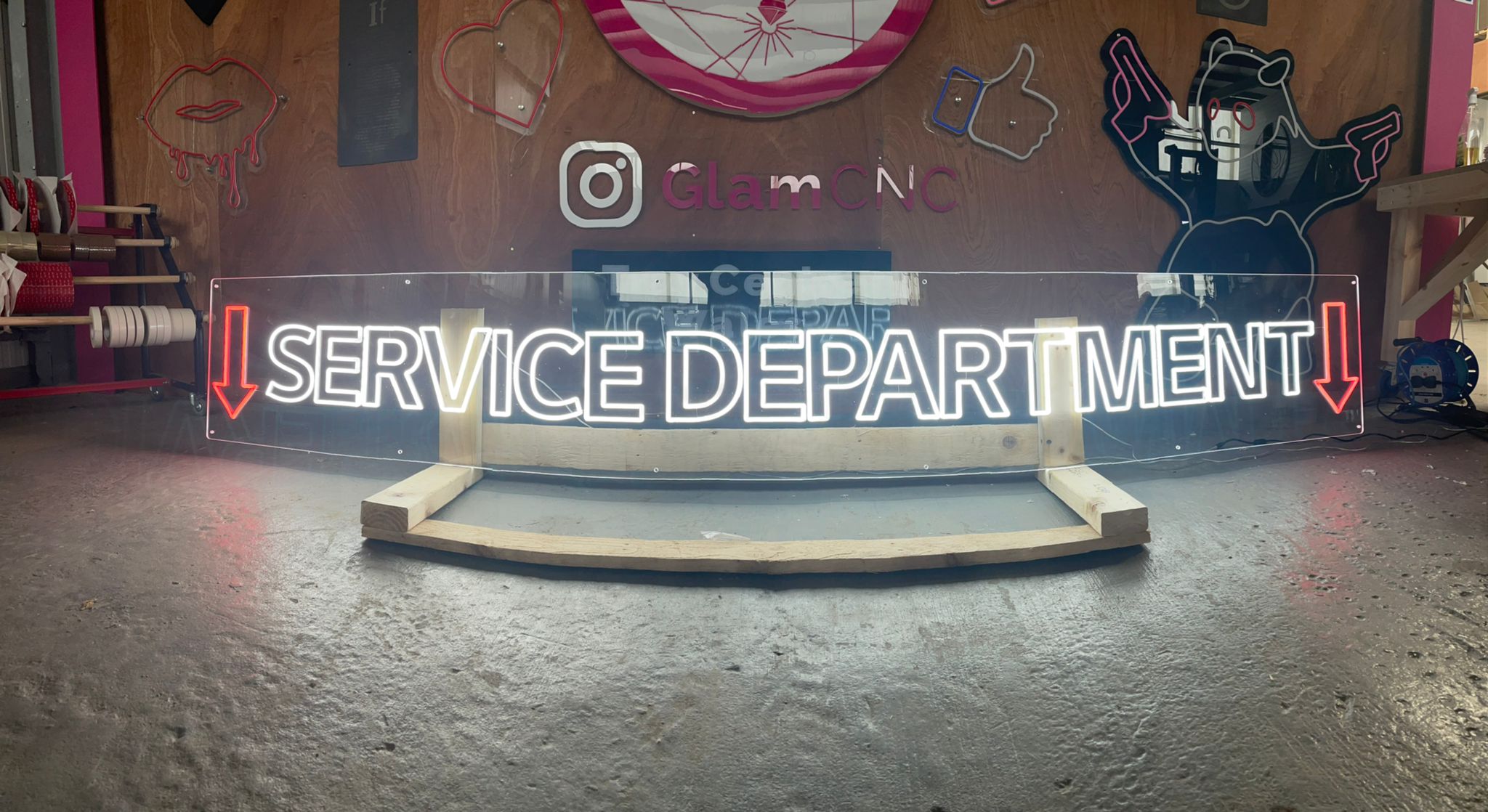 Service Department arrowed neon banner